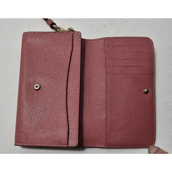 Coach Women's Flap Phone Wristlet Wallet in Cross grain Leather Mauve Pink - Picture 4 of 12